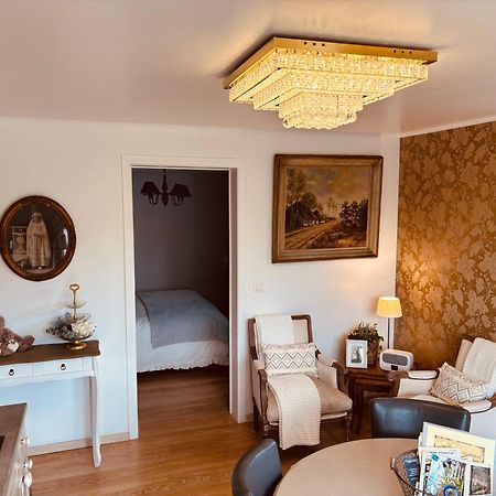 Bed and Breakfast Au Refuge Du Speleo Hotton Exterior foto